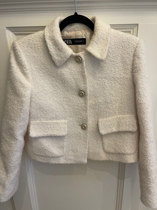 Zara Jackets & Blazers - Zara Cream Bouclé Cropped Blazer Jacket
